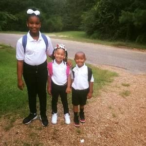 Meet your Posher, Georgia maria